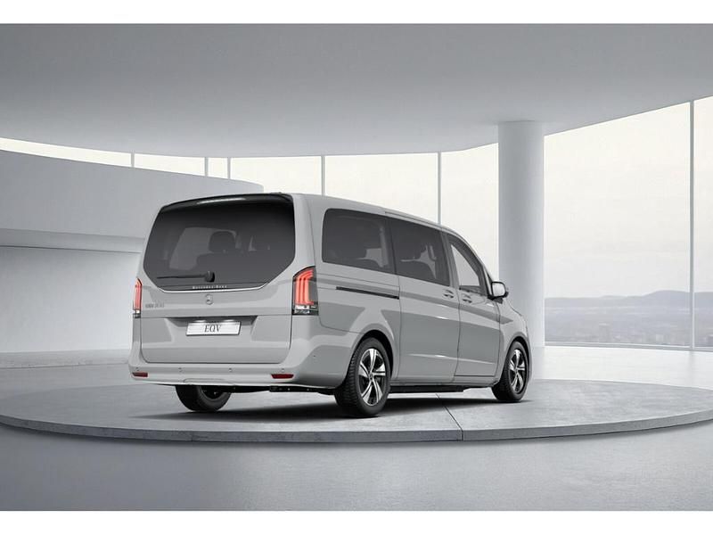 Gebraucht Mercedes EQV300 150 kW (204 PS) 2024 Alpingrau Van / Kleinbus
