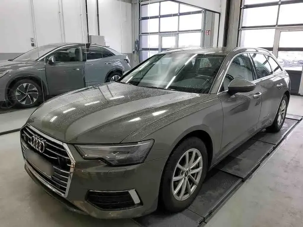 Gebraucht Audi A6 Design 265 PS (194 kW) 2022 Grau Kombi