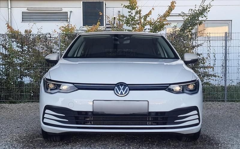 Farbe: Gebraucht 2021 VW Golf VIII | 20.450 € (Fairer Preis) - Bild 1/1