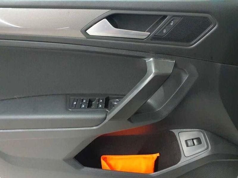 Gebraucht VW Tiguan Allspace Life 150 PS (110 kW) 2021 Pure white SUV