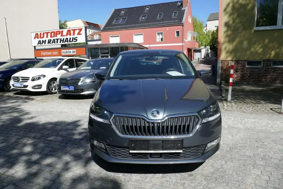 Gebraucht Skoda Fabia Soleil 95 PS (69 kW) 2019 Grau Limousine
