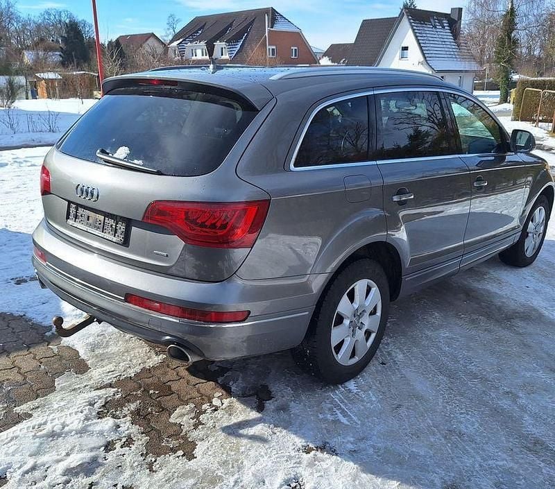 Gebraucht Audi Q7 245 PS (180 kW) 2015 Grau SUV