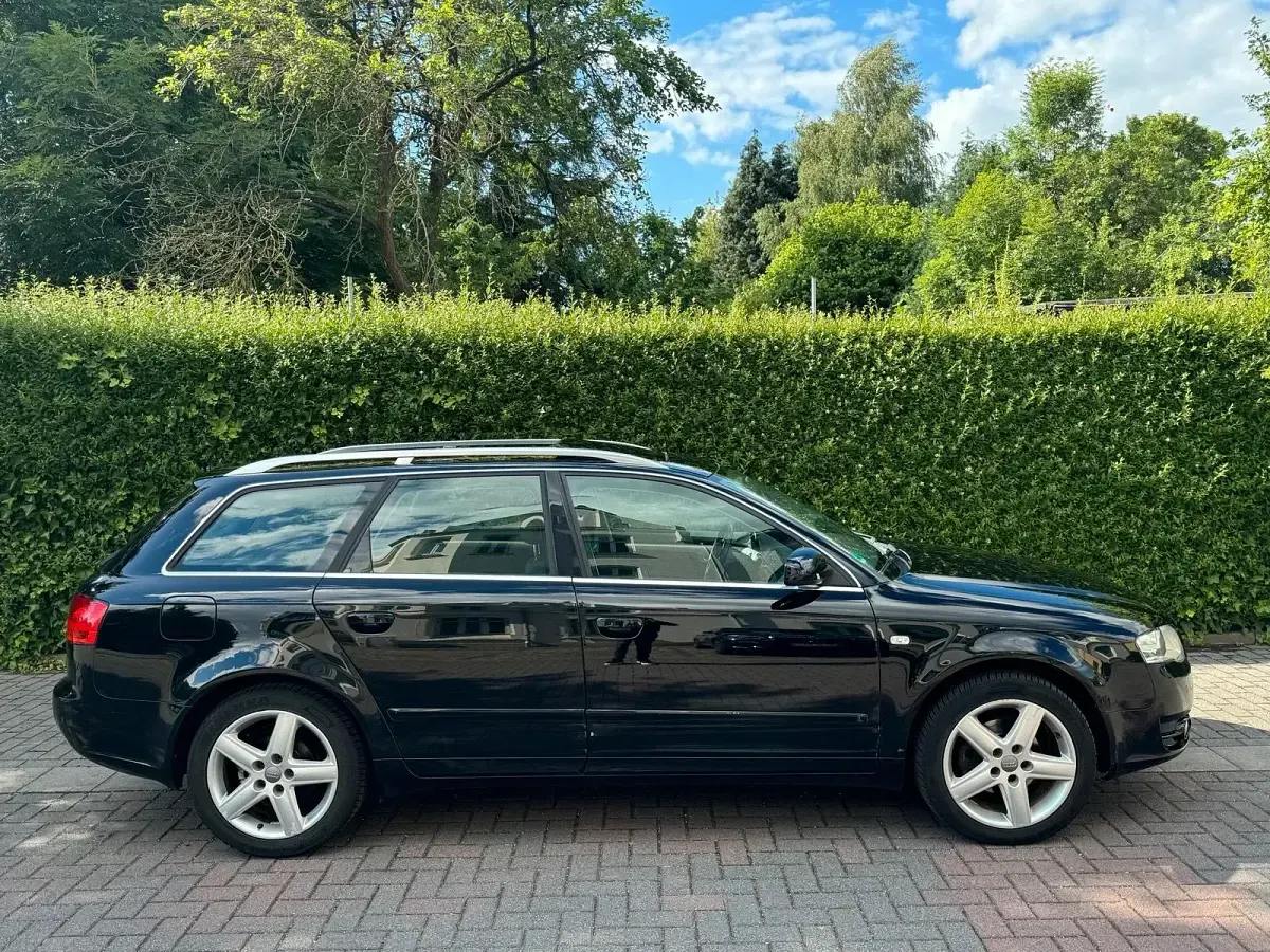 Gebraucht Audi A4 140 PS (102 kW) 2007 Schwarz Kombi