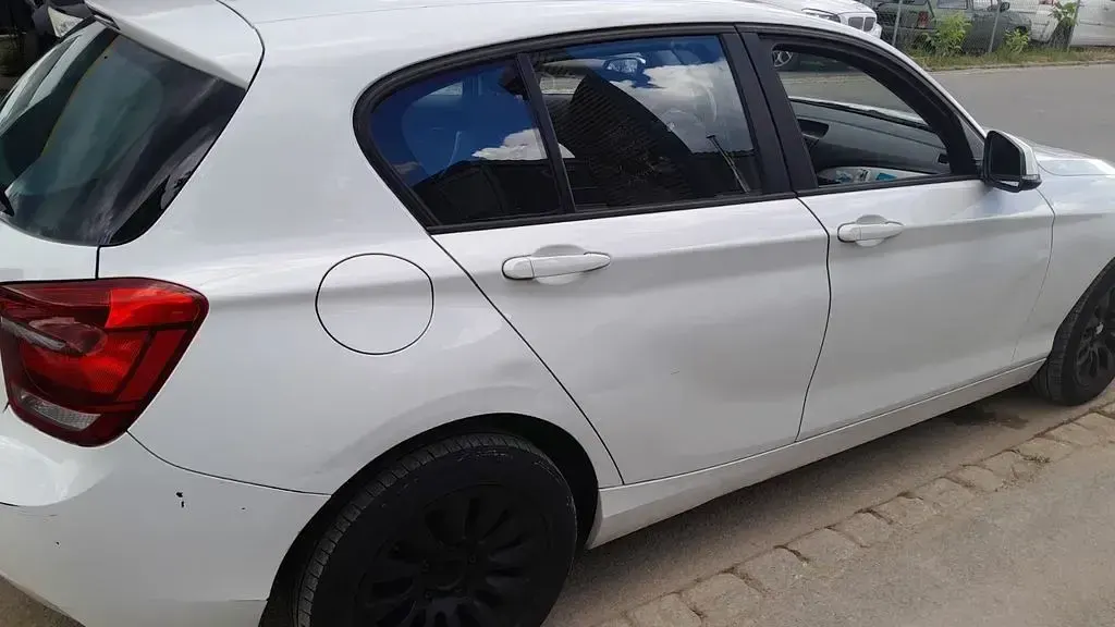 Gebraucht BMW 116 136 PS (100 kW) 2015 Weiß Kleinwagen