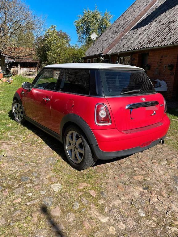 Usata Mini Cooper 120 CV (88 kW) 2007 Rosso Utilitaria