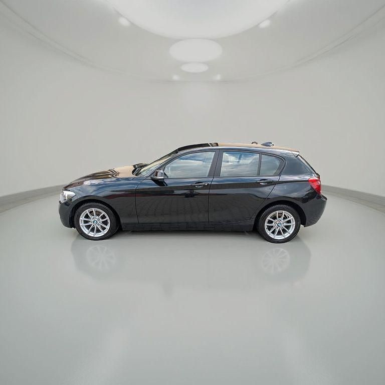 Gebraucht BMW 116 116 PS (85 kW) 2013 Schwarz Kleinwagen