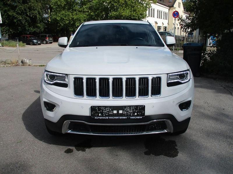 Weiß Gebraucht 2016 Jeep Grand Cherokee Limited SUV | 11.900 € - Bild 1/4