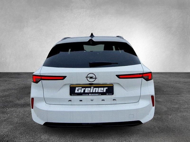Neu Opel Astra 131 PS (96 kW) 2025 Arktis weiß Kombi