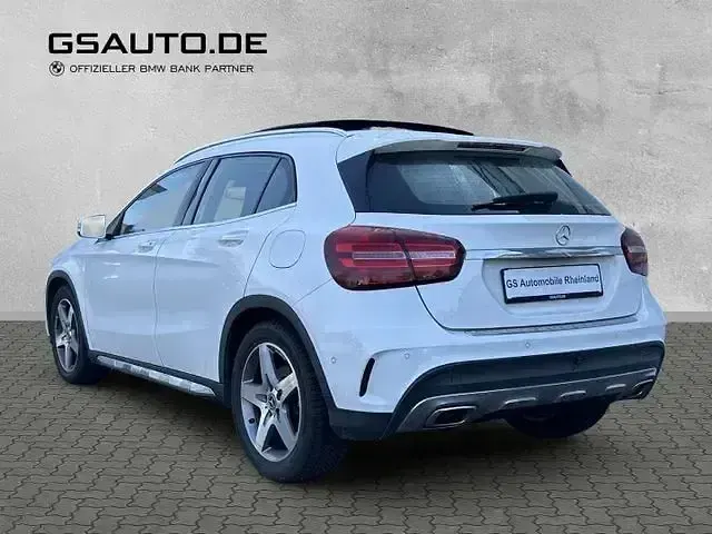 Gebraucht Mercedes GLA200 AMG line 156 PS (114 kW) 2019 Weiss SUV