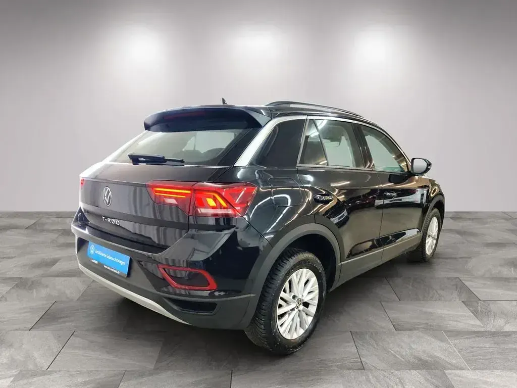 Gebraucht VW T-Roc Life 116 PS (85 kW) 2025 Deep black perleffekt SUV