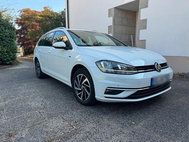 Weiß Gebraucht 2019 VW Golf VII Join Kombi | 11.950 € (Superpreis) - Bild 1/4
