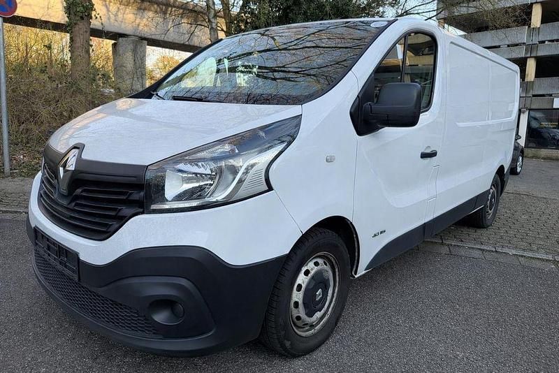 Gebraucht Renault Trafic Komfort 116 PS (85 kW) 2016 Weiß Van / Kleinbus