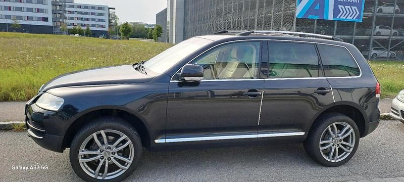 Schwarz Gebraucht 2004 VW Touareg SUV | 7.000 € (Etwas zu teuer) - Bild 1/4
