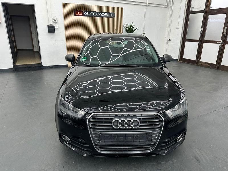 Gebraucht Audi A1 Attraction 86 PS (63 kW) 2011 Schwarz Kleinwagen