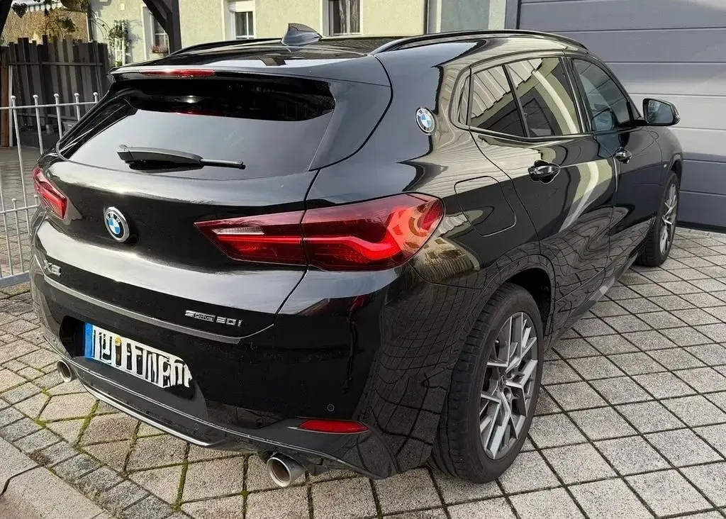 Gebraucht BMW X2 M Sport 178 PS (130 kW) 2022 Schwarz SUV