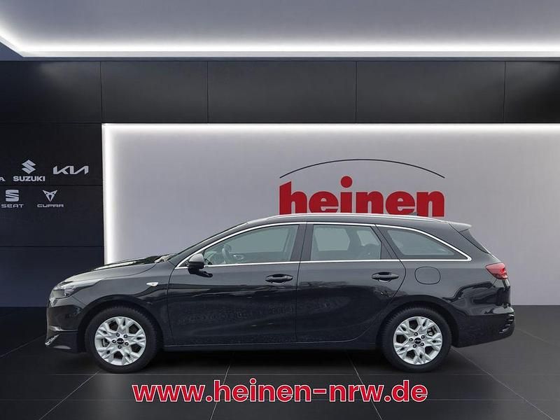 Gebraucht Kia Ceed Sportswagon Vision 140 PS (102 kW) 2025 Schwarz Kombi