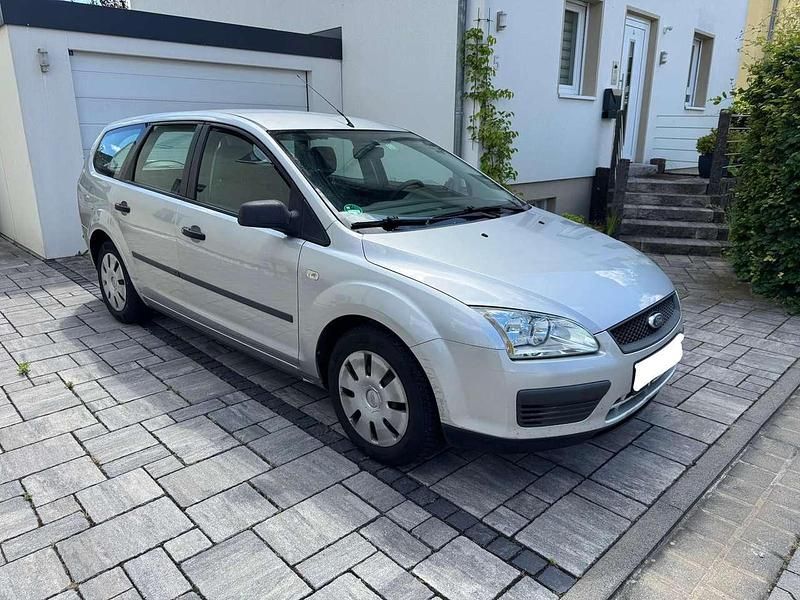 Gebraucht Ford Focus 101 PS (74 kW) 2006 Silber Kombi
