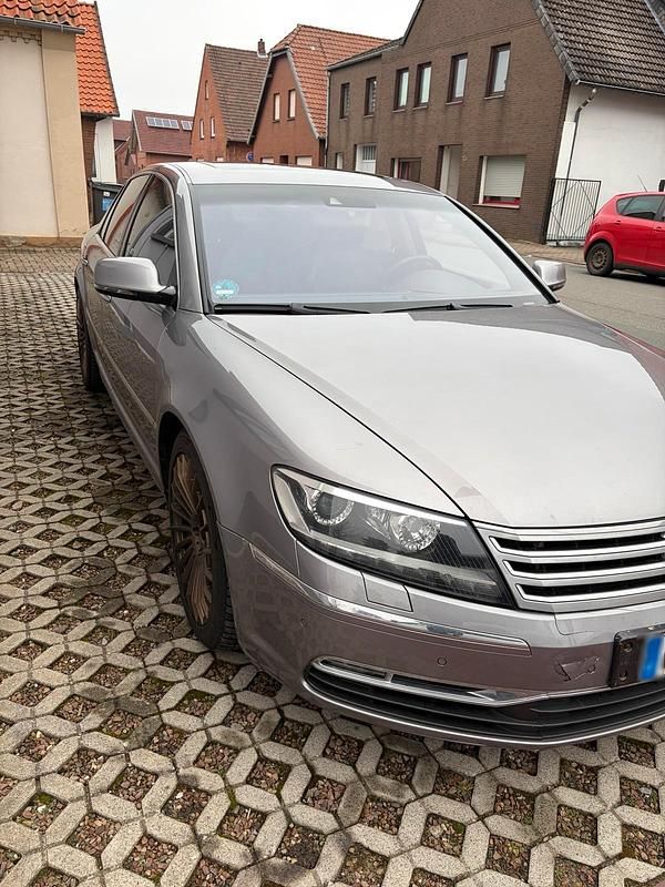 Usata VW Phaeton 240 CV (176 kW) 2011 Beige Berlina