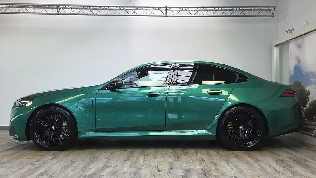 Gebraucht BMW M5 Performance 727 PS (534 kW) 2025 (0c4g) isle of man green Limousine