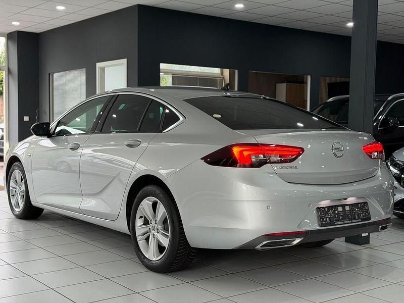 Gebraucht Opel Insignia Elegance 174 PS (127 kW) 2021 Silber Limousine
