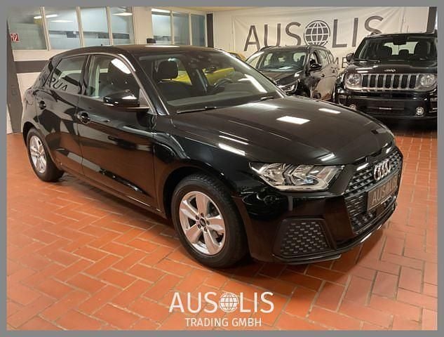 Schwarz Gebraucht 2021 Audi A1 Sportback Comfort Kleinwagen | 19.990 € (Fairer Preis) - Bild 1/4