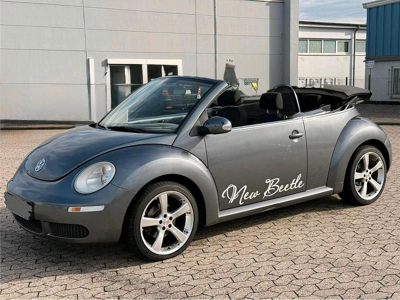 Gebraucht VW New Beetle 105 PS (77 kW) 2009 Grau Kleinwagen