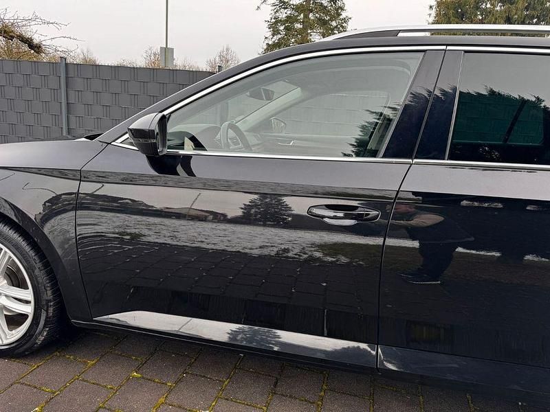 Gebraucht Skoda Superb Style 218 PS (160 kW) 2020 Silber Kombi