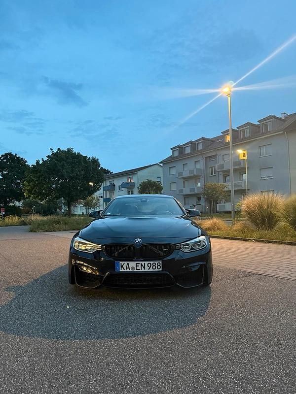 Schwarz Gebraucht 2015 BMW M4 Coupé | 39.900 € (Guter Preis) - Bild 1/4