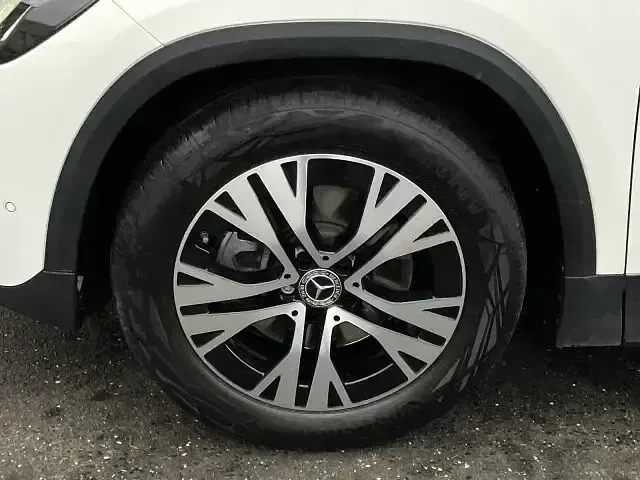 Gebraucht Mercedes GLA220 Progressive 190 PS (139 kW) 2024 Weiß SUV