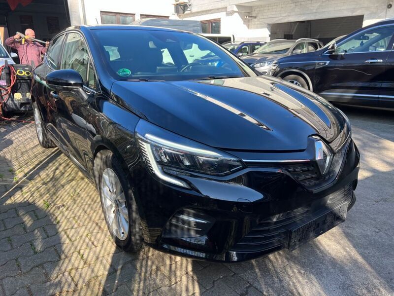 Schwarz Gebraucht 2021 Renault Clio V Intens Limousine | 13.900 € (Superpreis) - Bild 1/4