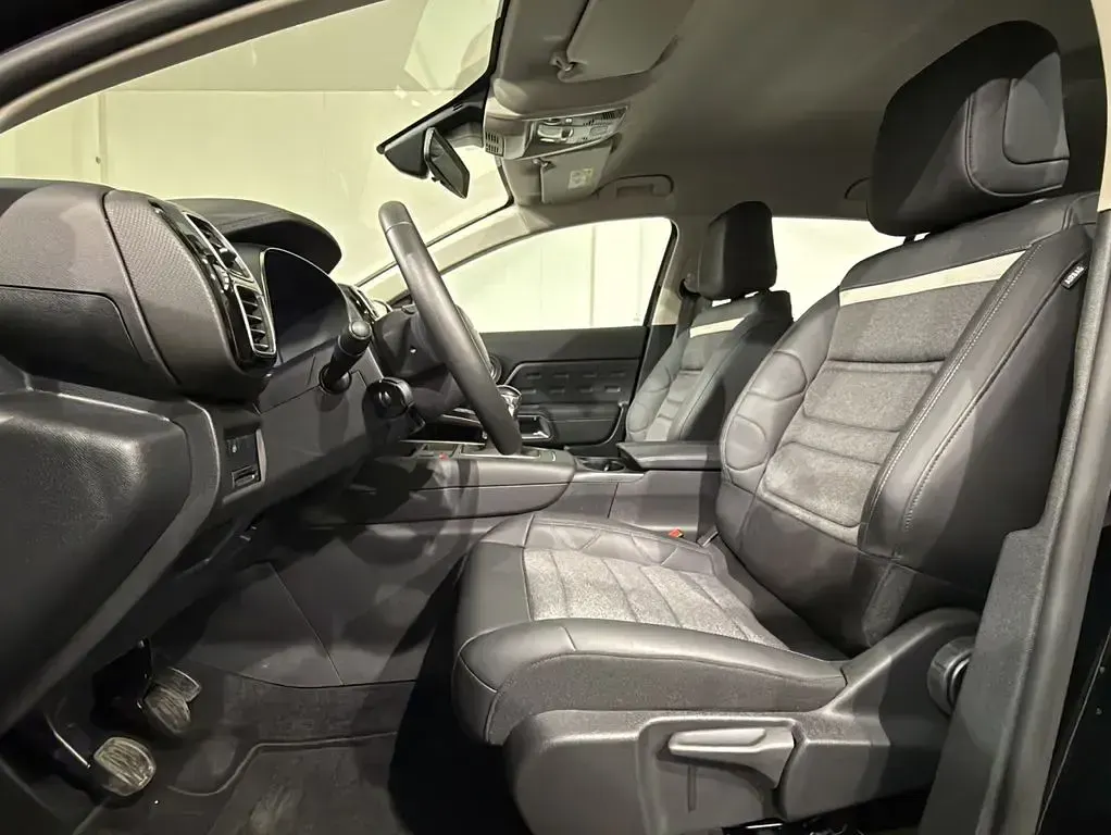 Gebraucht Citroën C5 Aircross 131 PS (96 kW) 2024 Schwarz SUV