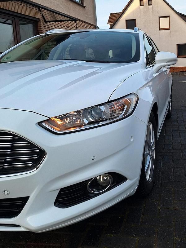Gebraucht Ford Mondeo 115 PS (84 kW) 2015 Weiß Kombi