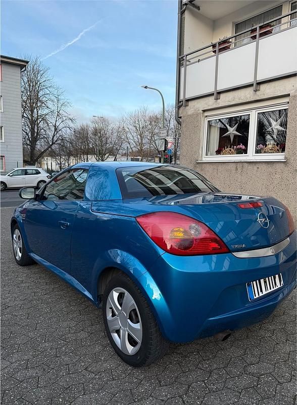 Gebraucht Opel Tigra 90 PS (66 kW) 2005 Blau Cabrio
