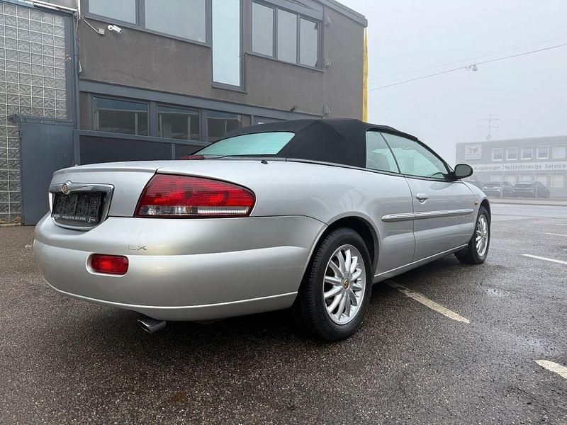 Gebraucht Chrysler Sebring Cabriolet 203 PS (149 kW) 2001 Silber Cabrio