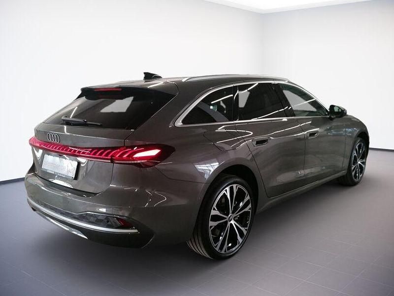 Gebraucht Audi A5 Advanced 115 PS (84 kW) 2025 Grau Kombi