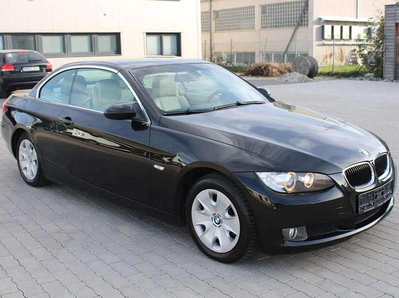 Gebraucht BMW 320 Cabriolet 170 PS (125 kW) 2008 Schwarz ii Cabrio
