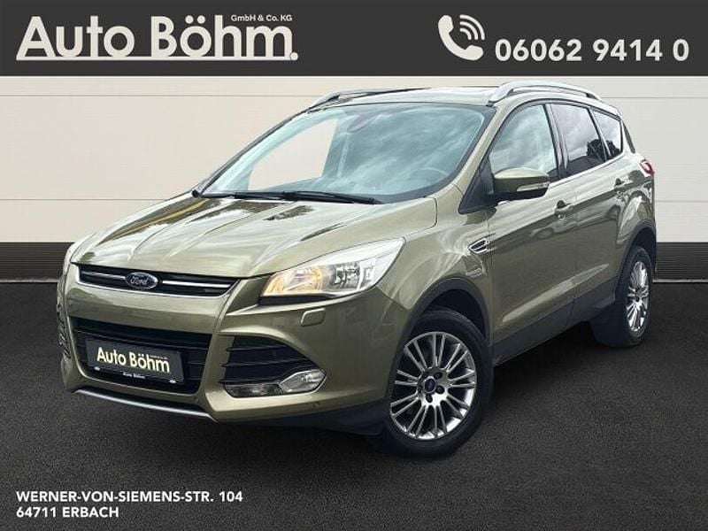 Grün(metallic) Gebraucht 2014 Ford Kuga Titanium SUV | 10.930 € (Fairer Preis) - Bild 1/4