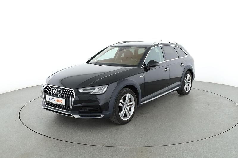 Schwarz Gebraucht 2019 Audi A4 Allroad Kombi | 28.120 € (Teuer) - Bild 1/3