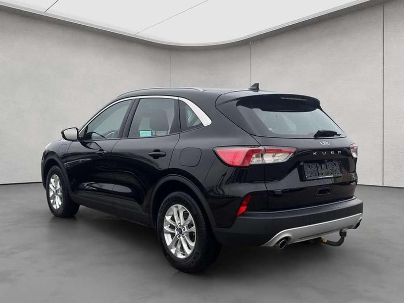 Gebraucht Ford Kuga Titanium 152 PS (111 kW) 2022 Schwarz SUV