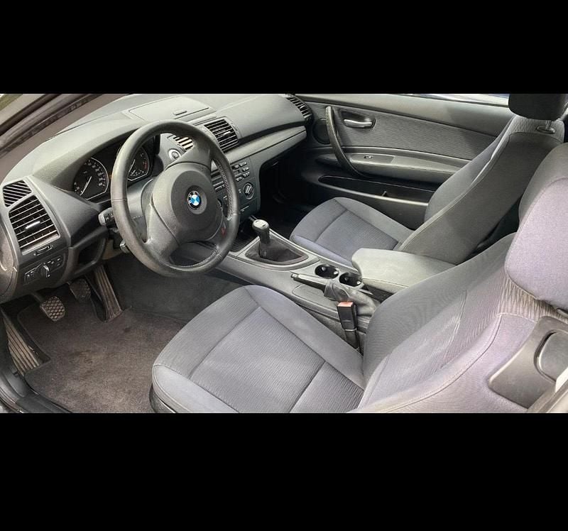 Gebraucht BMW 120 Coupé 170 PS (125 kW) 2009 Schwarz Coupé