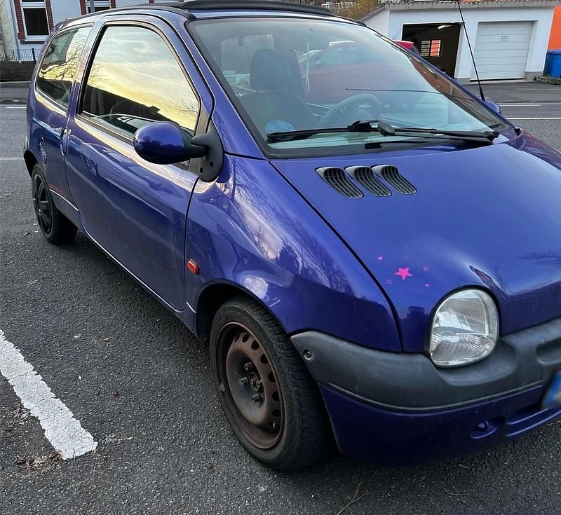 Second-hand Renault Twingo 58 CP (42 kW) 2000 Hatchback