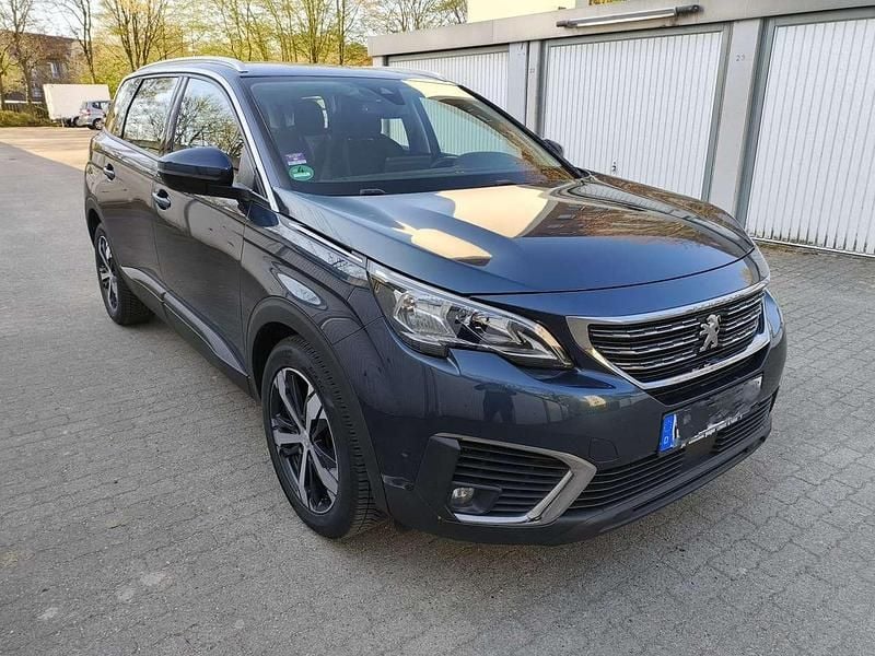 Gebraucht 2019 Peugeot 5008 Active Van / Kleinbus | 18.000 € (Fairer Preis) - Bild 1/4