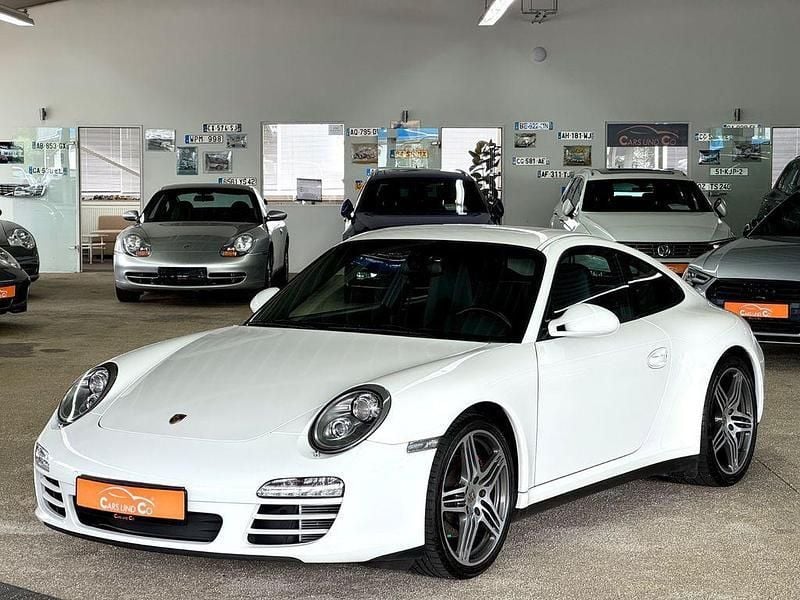 Weiß Gebraucht 2010 Porsche 911 Carrera 4S Coupé | 69.997 € (Guter Preis) - Bild 1/4