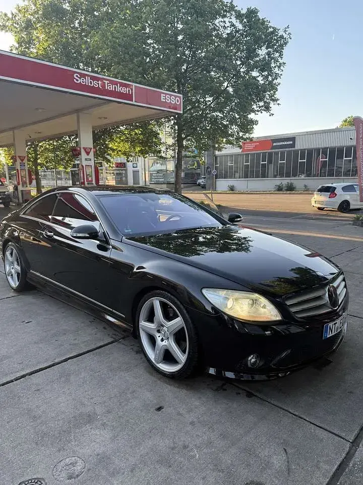 Gebraucht Mercedes CL500 387 PS (284 kW) 2008 Schwarz Coupé
