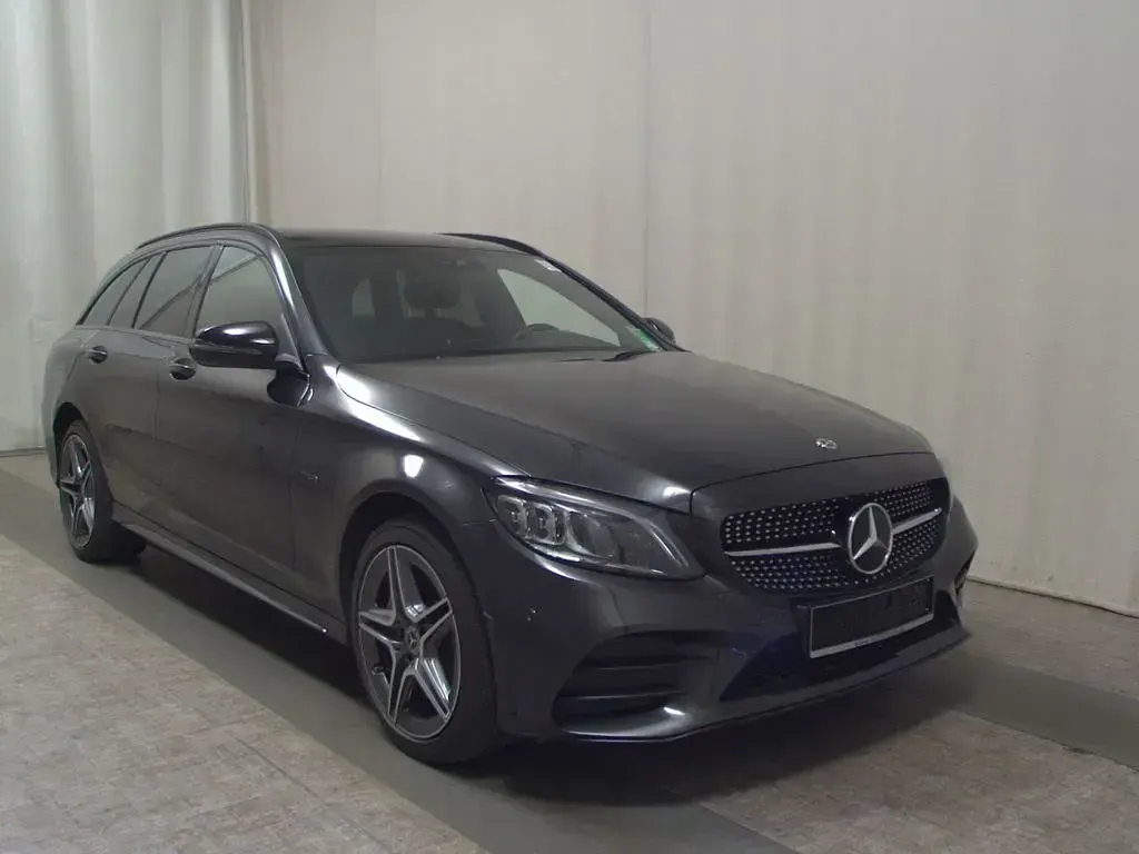 Gebraucht Mercedes C300e AMG line 306 PS (225 kW) 2019 Grau Limousine