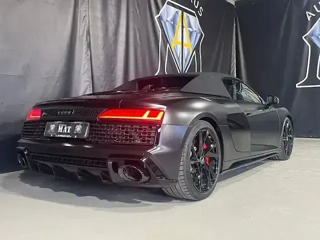 Gebraucht Audi R8 Spyder Performance 570 PS (419 kW) 2022 Grau Cabrio