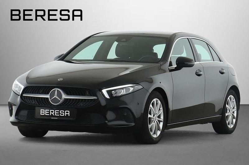 Schwarz Gebraucht 2018 Mercedes A180 Progressive Limousine | 21.849 € (Fairer Preis) - Bild 1/4