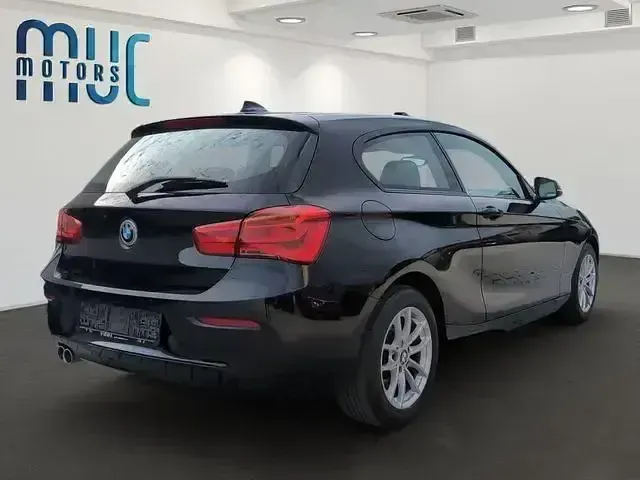 Second-hand BMW 120 Advantage 190 CP (139 kW) 2016 Negru Hatchback