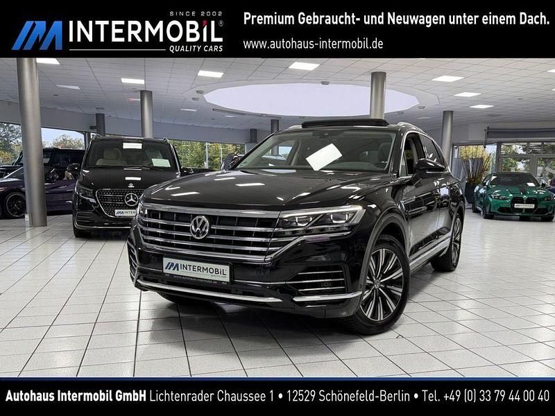 Gebraucht VW Touareg Elegance 286 PS (210 kW) 2018 Deep black perleffekt SUV