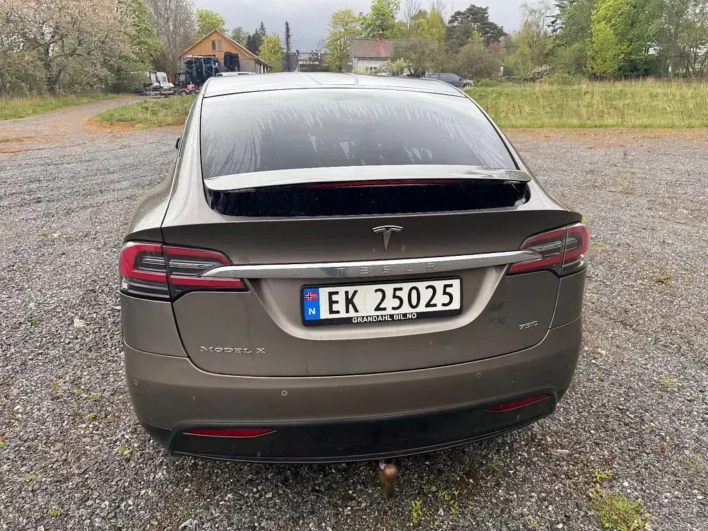 Occasion Tesla Model X 306 kW (417 ch) 2016 Beige SUV